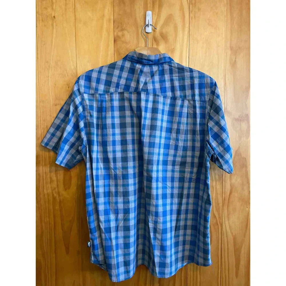 Size XL The North Face Men's Short Sleeve Shirt